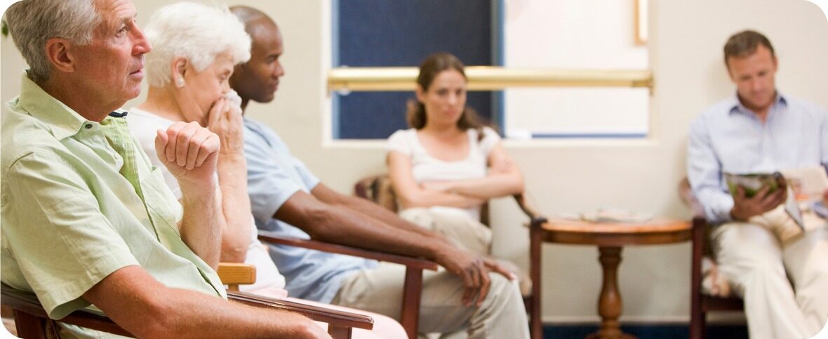 What is the Difference Between a Family Doctor and Walk-In Clinic