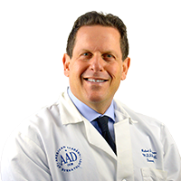 headshot of Dr. Solomon, dermatologist, online consultation